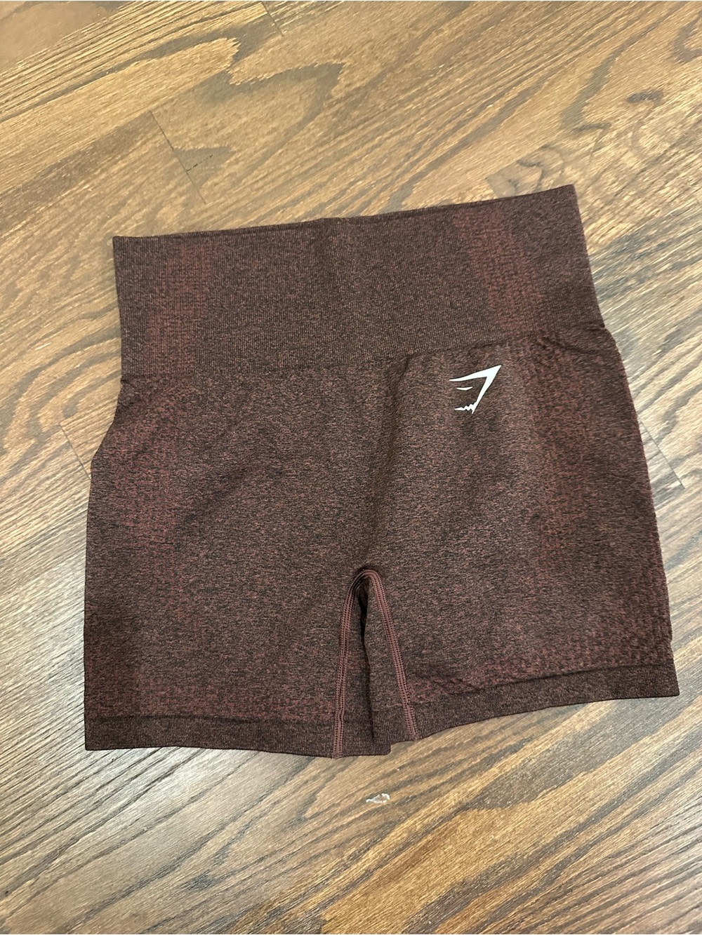 Gymshark Seamless High-Waist Bike Shorts in Dark Brown/ burgundy